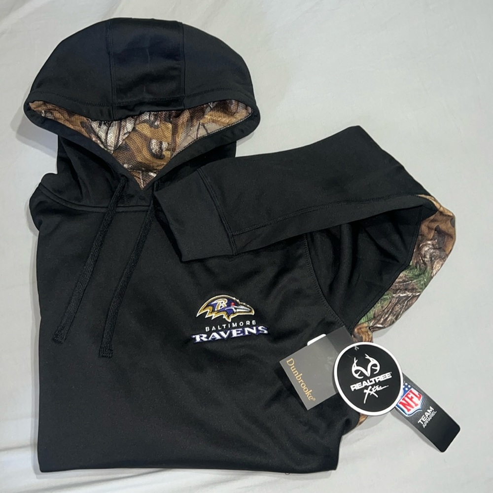 NWT - NFL Baltimore Raven’s Realtree Hoodie
